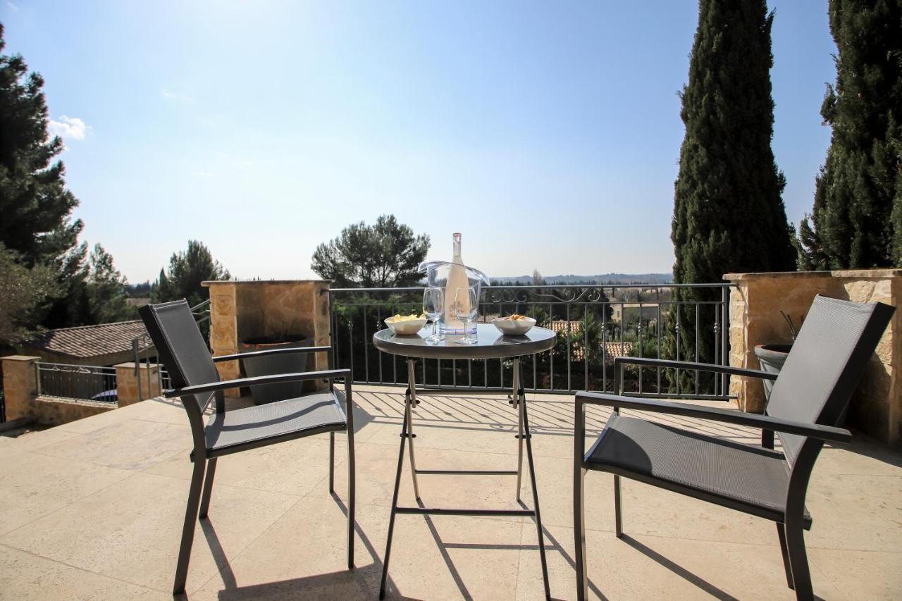 Magnifique Villa Avec Piscine A Debordement A Maussane Les Alpilles Exterior foto